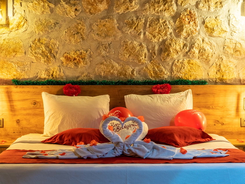  gece  -  Kasım
  | Kalkan Akbel’de Jakuzili ve Isıtmalı Havuzlu Muhafazakar Kiralık Villa | 4 Kişilik Tatil